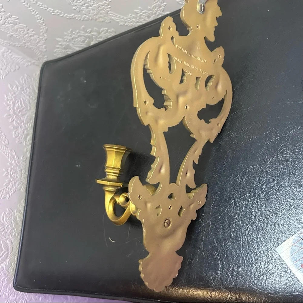 Vintage Dart Industries 4036 Gold Floral Plastic Resin Wall Sconce